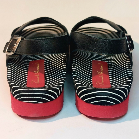 Daniele Ancarani black leather w red soles footbed sandals, EU41, NWT - Picture 5 of 13